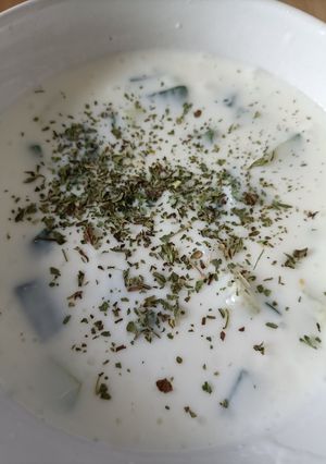 A picture of Cacık.