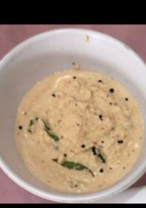 A picture of Coconut chutney.