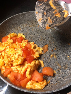 Una foto de Tomate con Huevo estilo Chino