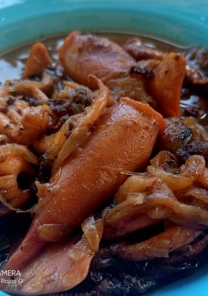 Una foto de Cananas con cebolla caramelizada y aromatizada #vendimia2020 🧅🌶️
