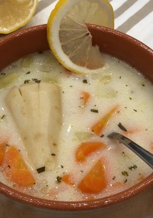 Tárkonyos krumplileves recept fotója
