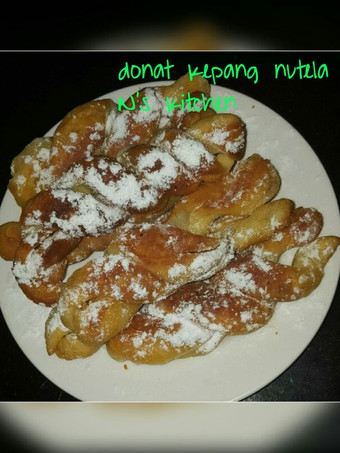Resep Donat kepang nutela yang Bisa Manjain Lidah