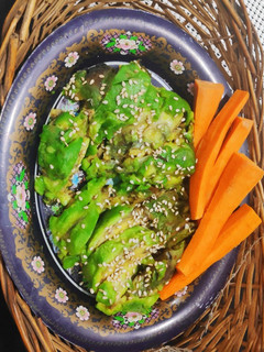 A picture of Sesame Avocado.