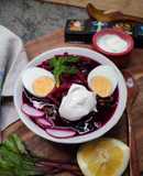 Borsch frío. Sopa fría de remolacha - Svekolnik