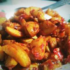 A picture of Jengkol dicabein (jengkol balado) gak bau!.