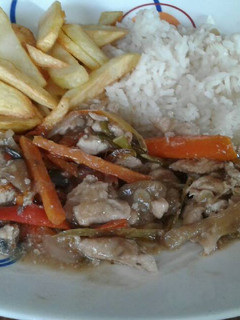 Una foto de Chop suey a la colombiana