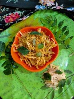 ঝুরি আলু ভাজা(jhuri aloo bhaja recipe in bengali) রেসিপির প্রধান ছবি