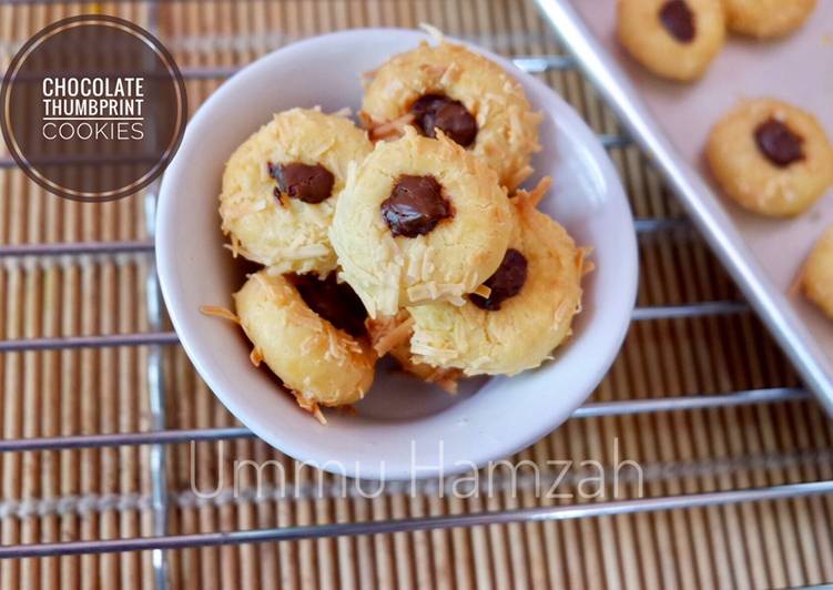 Langkah Mudah untuk Membuat Chocolate Thumbprint cookies yang Sempurna