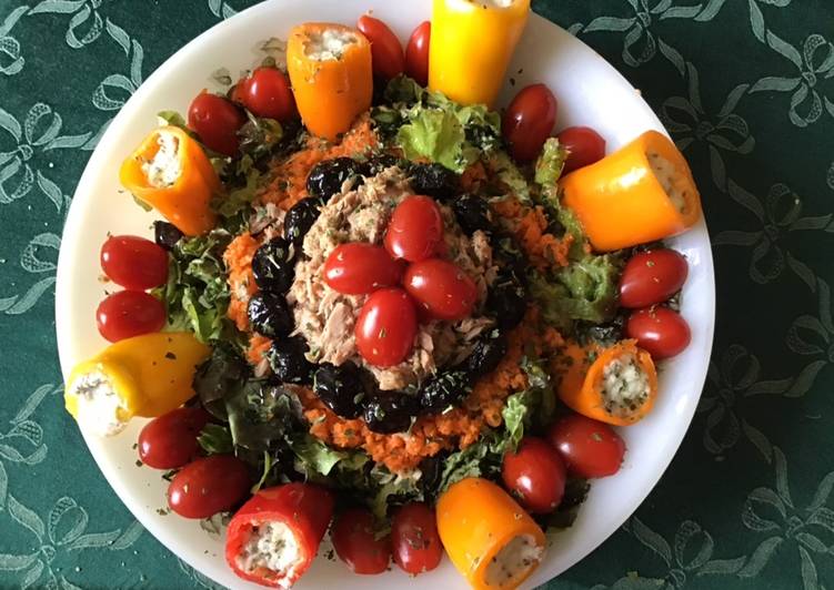 Guide pas à pas pour faire Fait maison Salade multicolore au thon et légumes du soleil