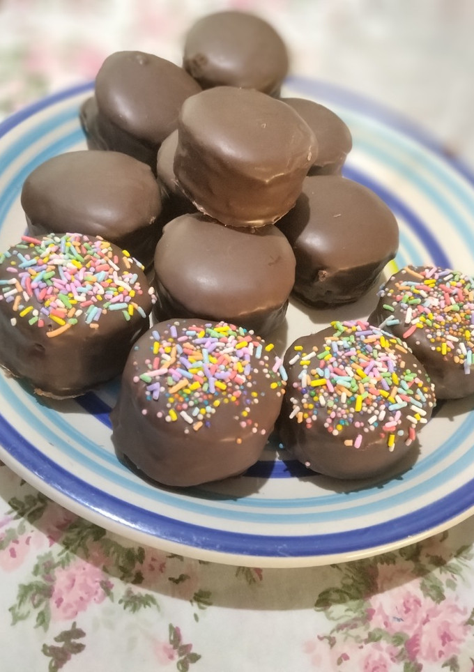 Una foto de Alfajores de chocolate 🍫
