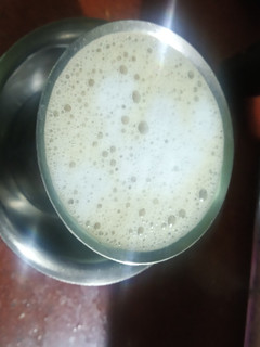 ஃபில்டர் காபி (Filter coffee recipe in tamil) செய்முறை முக்கிய புகைப்படம்