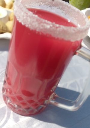 A picture of Watermelon juice.