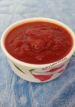 A picture of Homemade Tomato sauce.