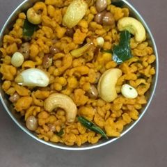 A picture of Kaara Boondi.