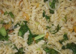 Macarrão alho e óleo com brócolis !!!