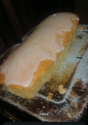 Una foto de Budín de limón con glaseado de limón