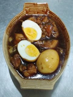 รูปของ ไข่พะโล้ไก่