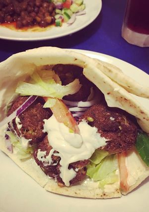 A picture of Falafel sandwich.
