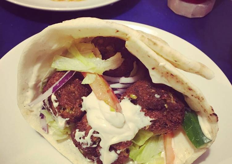 Recipe of Any-night-of-the-week Falafel sandwich