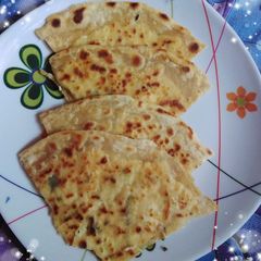 A picture of Punjabi Paneer paratha.