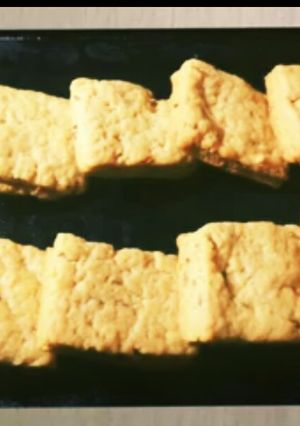 জিরা বিস্কুট (jeera biscuit recipe in Bengali) রেসিপির প্রধান ছবি