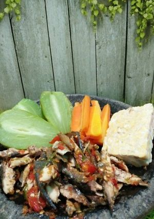 Foto resep Ikan kue pindang sambel korek