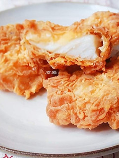 Hình của món CÁ tẩm bột chiên giòn.