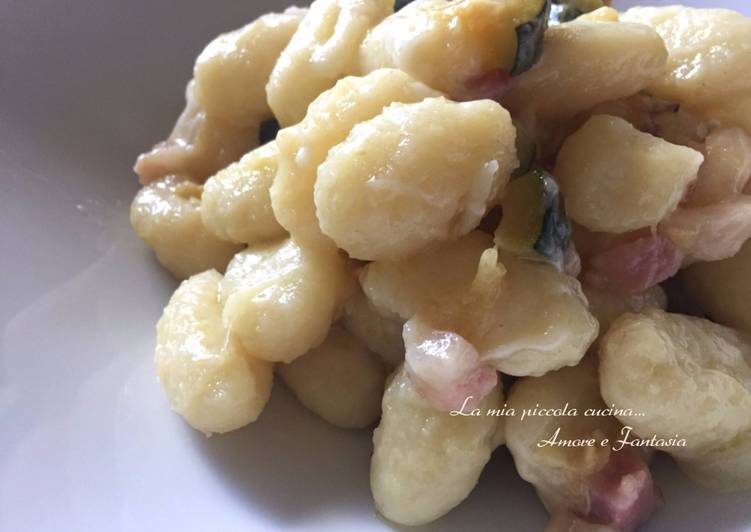 Step-by-Step Guide to Make Award-winning Gnocchi con zucchine, pancetta e provolone