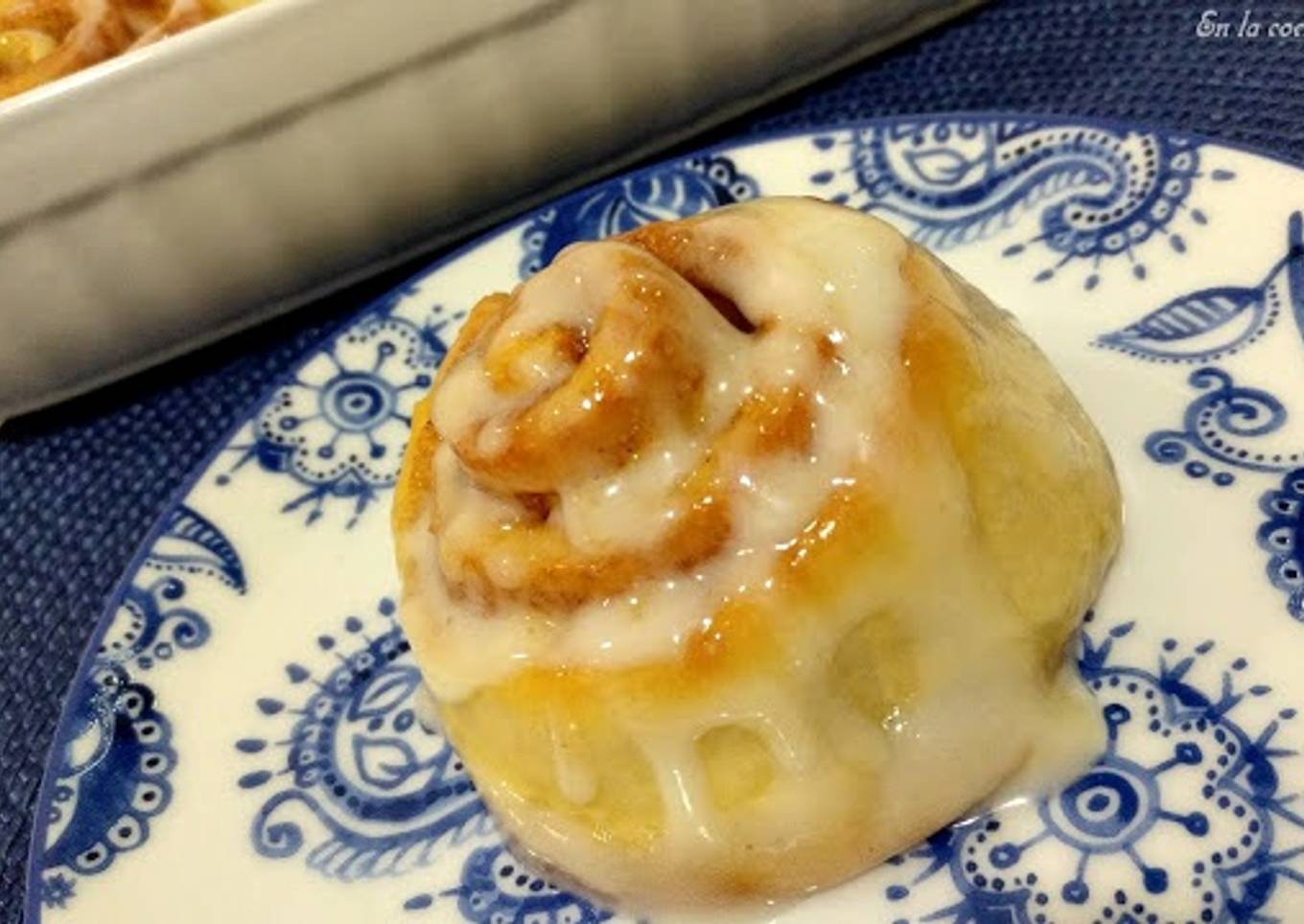 Rollitos de canela (Cinnamon rolls)