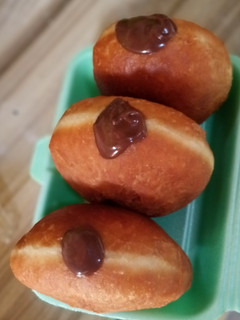 BOMBOLONI'S ainihin hoton girkin