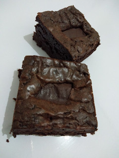 Foto resep Fudgy Brownies alakadarnya
