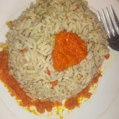 A picture of Basmati rice with olive oil and coconut milk.