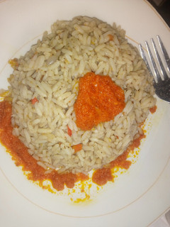 A picture of Basmati rice with olive oil and coconut milk.