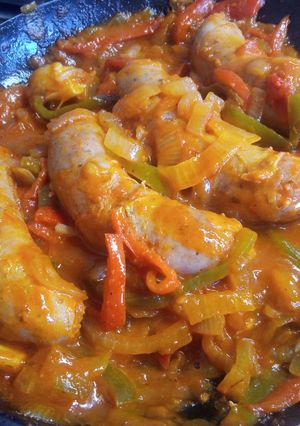 Una foto de Chorizos a la pomarola