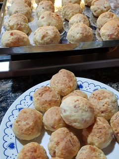 Una foto de Pan de queso y paleta
