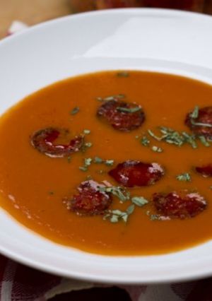 Paradicsomleves kolbásszal recept fotója