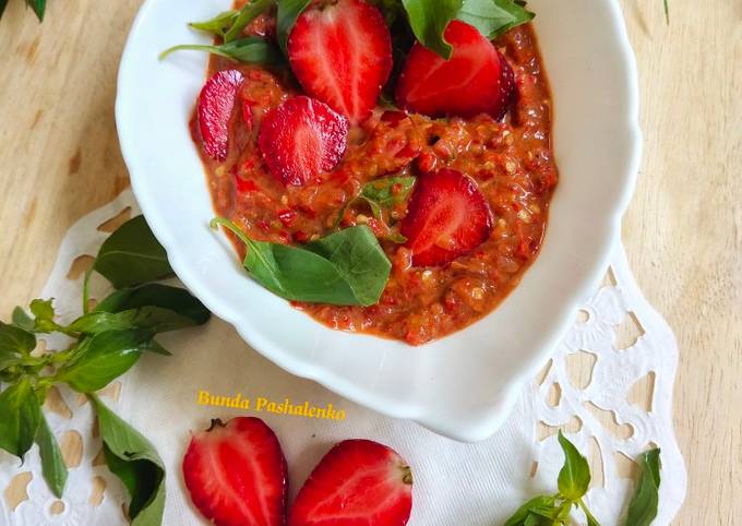 Resep Sambal Strawberry Oleh Bunda Pashalenko Cookpad