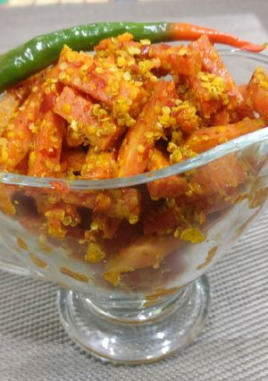 A picture of Carrots pickle with out oil.
