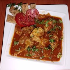Amar' s chicken omelette 🍅🧅🥚🌶️🌻 A picture of Amar' s chicken omelette 🍅🧅🥚🌶️🌻.