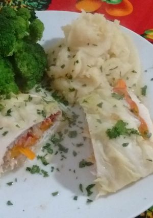 Una foto de Pescado envuelto en repollo