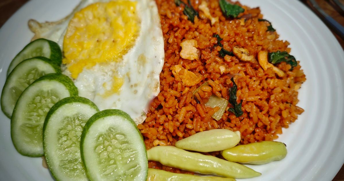 Nasi Goreng Merah Jalanan Khas Surabaya