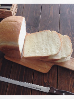 A picture of Japanese White Bread 'SHOKUPAN' with Bread Machine.