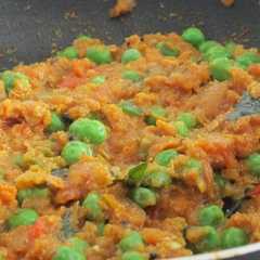 Mutter Masala (Green Peas Masala) রেসিপির প্রধান ছবি