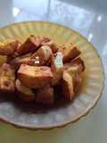 Ubi Kayu Goreng Bawang Putih & Kari