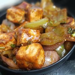 A picture of Chilli paneer.