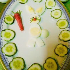 A picture of Easter Bunny Deviled Egg.