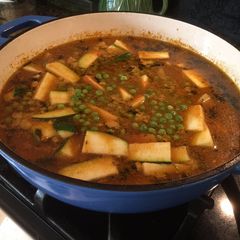 A picture of Tariwale Aloo and Mattar with Zucchini.