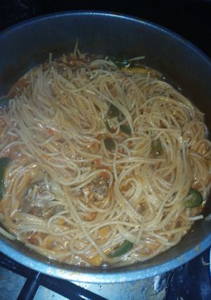 A picture of Spaghetti porridge.
