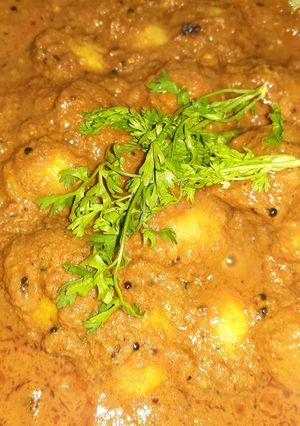 दम आलू (Dum aloo recipe in Hindi) रेसिपी मुख्य फोटो