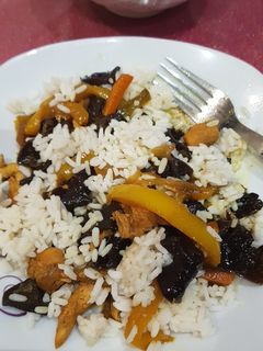 O poză a rețetei Pui cu legume si ciuperci chinezesti.